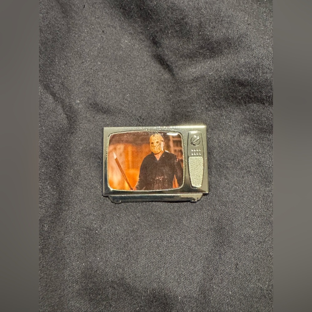 Hot topic pin